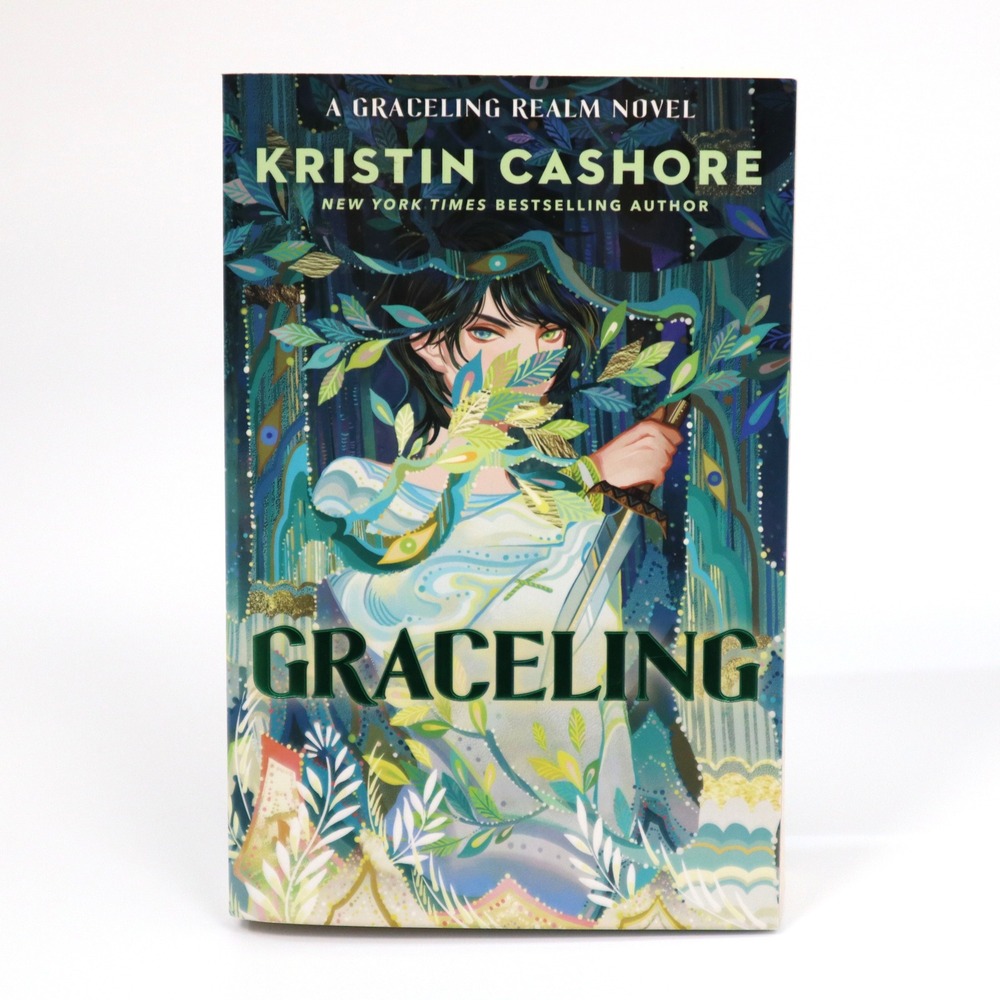 Graceling Kristin Cashore Novel Young Adult Fantasy Paperback Book